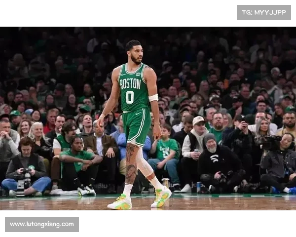 2024年NBA选秀球员之AJ-约翰逊 2024年NBA选秀球员之AJ-约翰逊